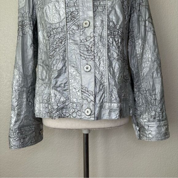 Chico’s Silver Metallic Embroidered Button Down Shacket Jacket - Picture 4 of 13
